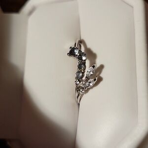 Fragrant jewels ring